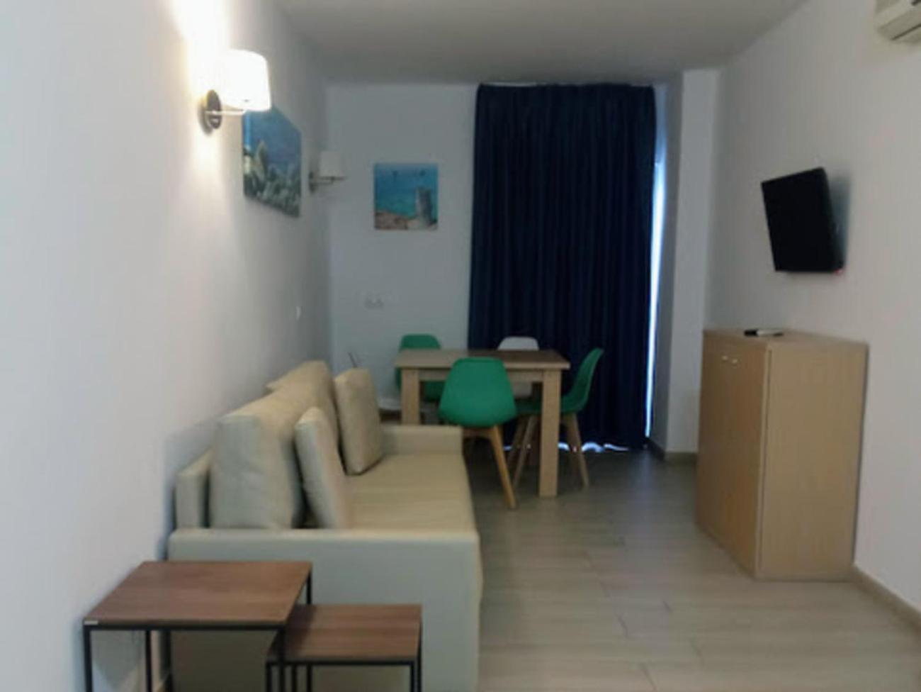 Apartamentos Orvay Sant Antoni de Portmany Екстериор снимка