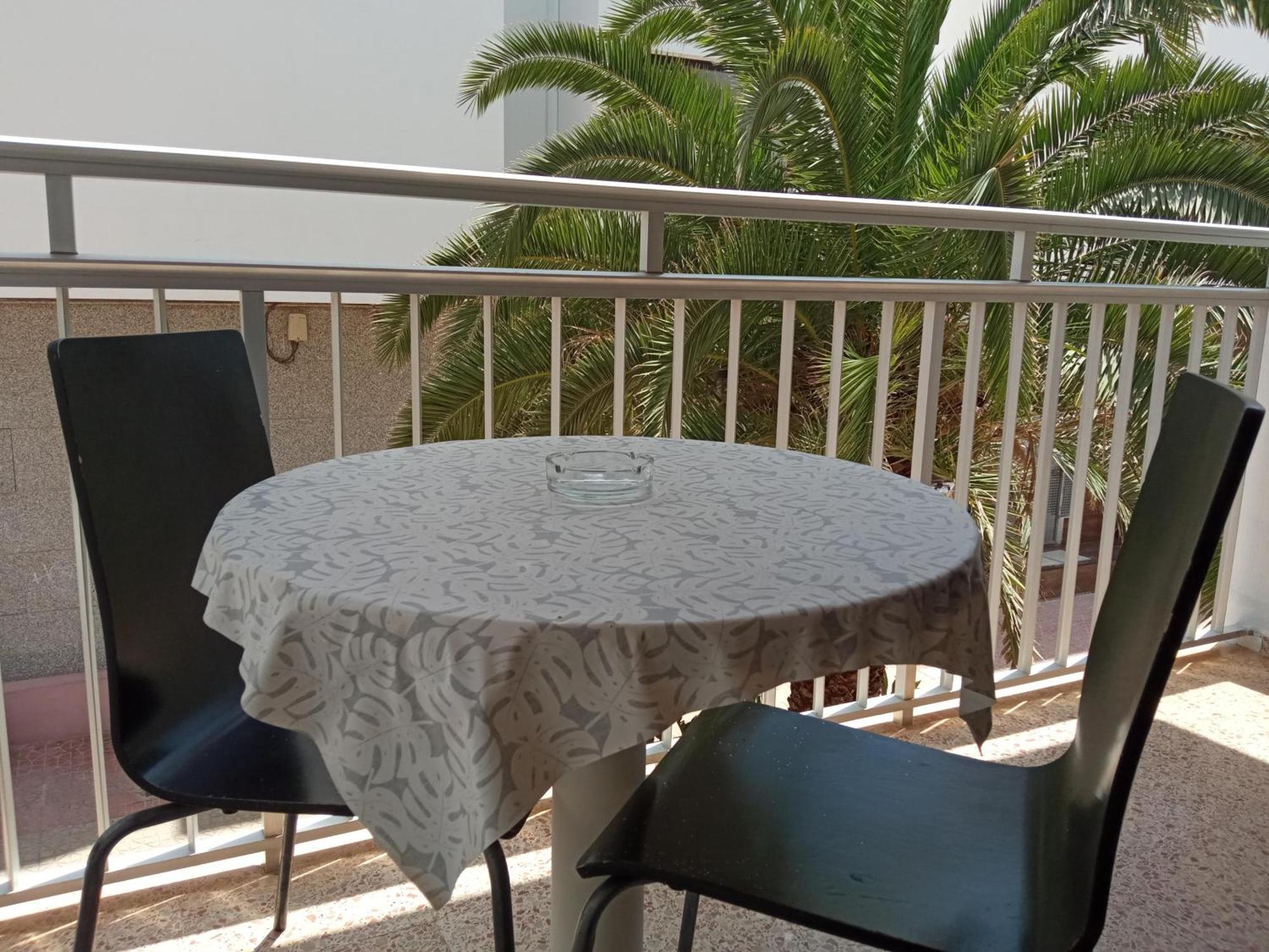 Apartamentos Orvay Sant Antoni de Portmany Екстериор снимка